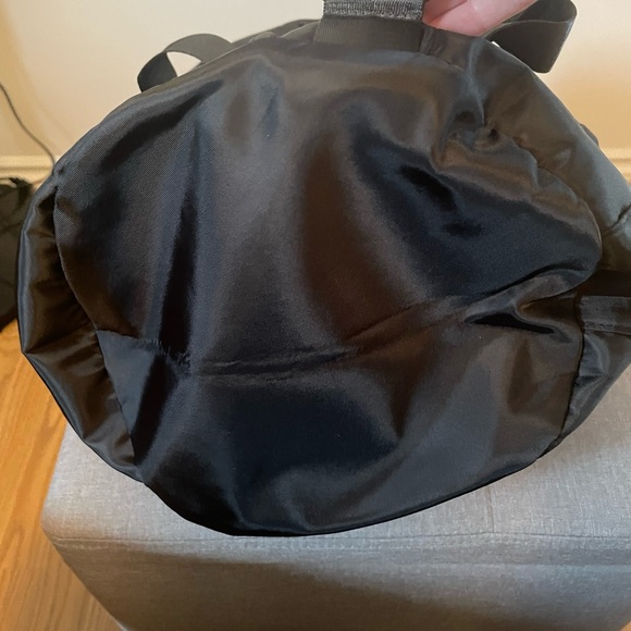 Black Halara Gym Bag Brand New - Picture 7 of 12